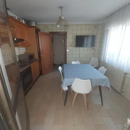 Casa Bembrive بيت للعطل