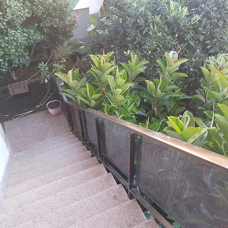Casa Bembrive بيت للعطل *
